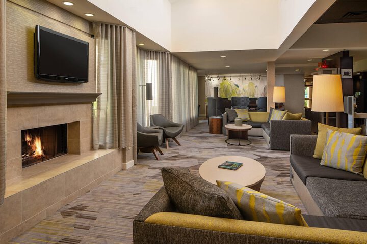 Hotel Interior 9 of 34