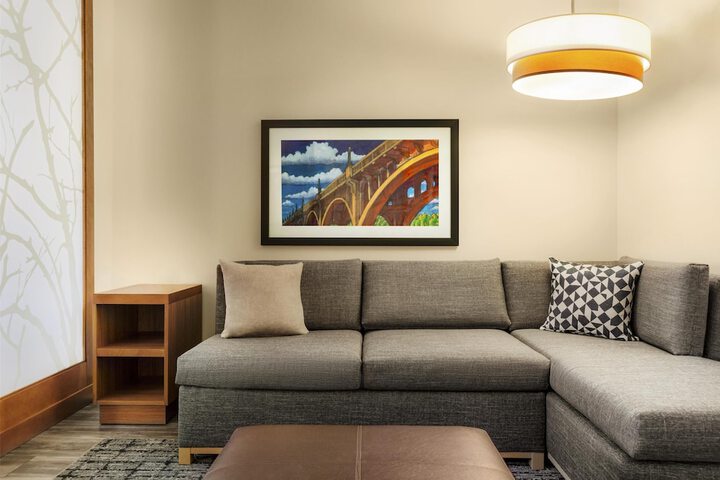 Hyatt Place Columbia / Downtown/The Vista