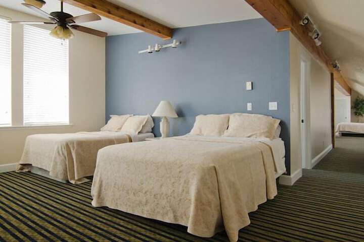 Room 21 of 73