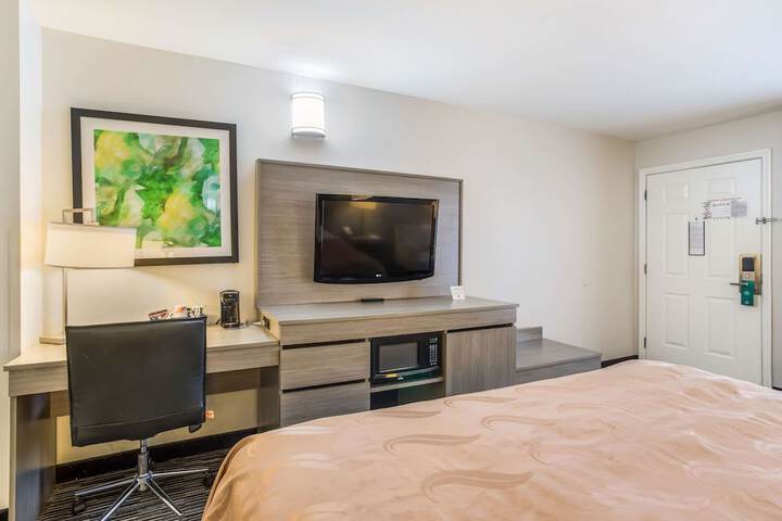 Room 54 of 58