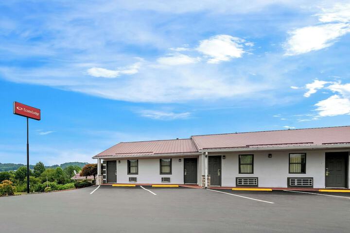 Hotel 2 of 24