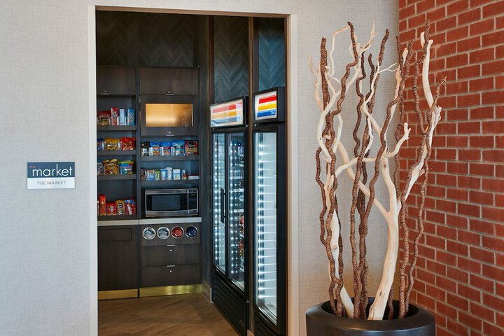 Courtyard by Marriott Erie Bayfront