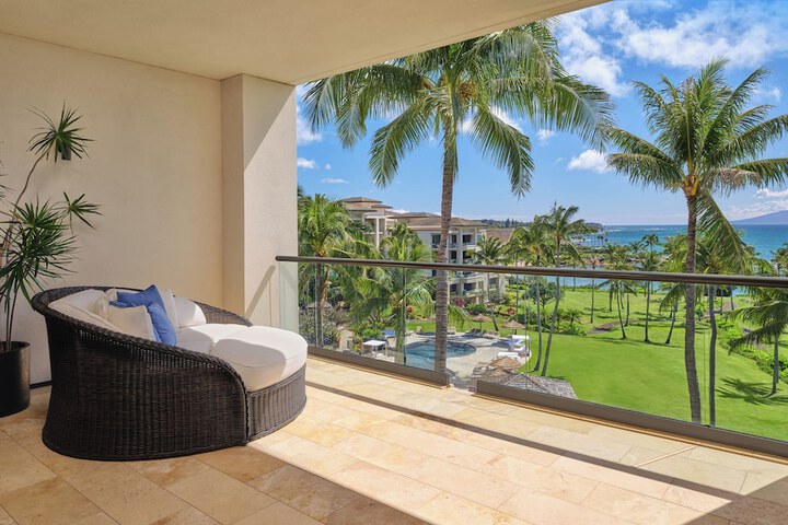 The Resort at Kapalua Bay Maui