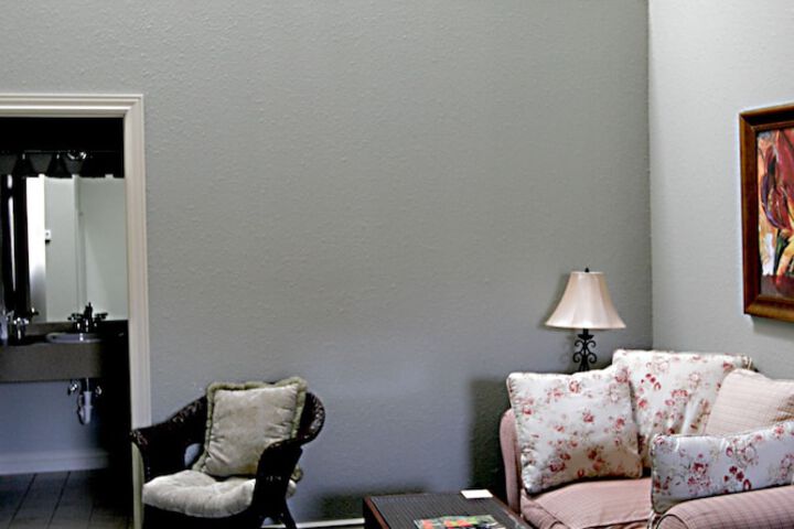 Room 6 of 22
