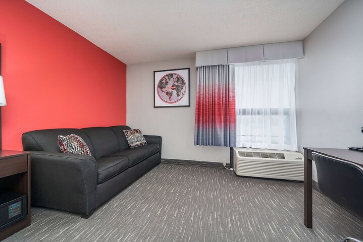 Room 33 of 119
