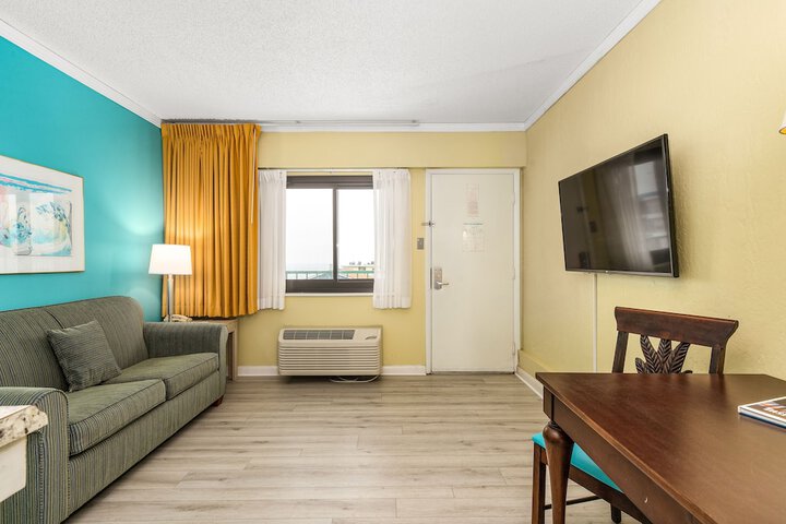 Room 36 of 51