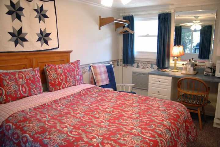 Room 139 of 191