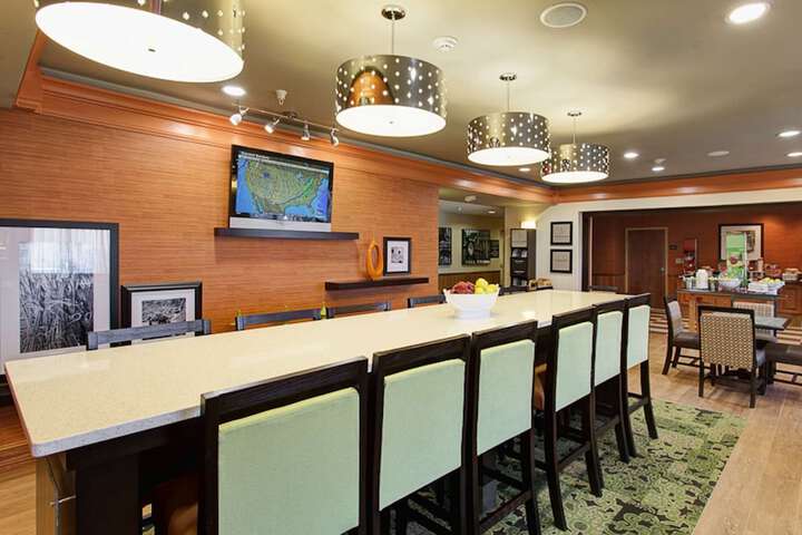 Hampton Inn & Suites Fremont