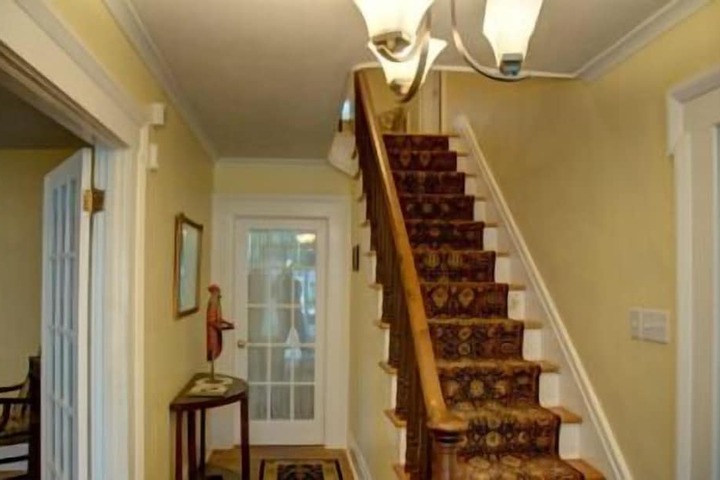 The Blackberry Inn Bed & Breakfast