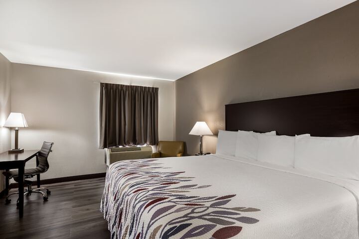 Room 28 of 43