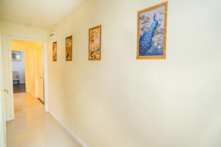 Flamingo Estate 4 Bd Luxury Las Vegas Condo