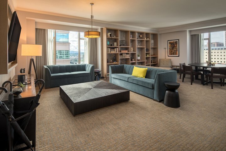 The Duniway Portland a Hilton Hotel