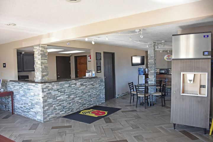 Super 8 by Wyndham Fort Madison