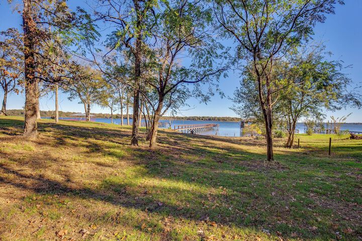 Waterfront Home at Lake Fork w / Boardwalk