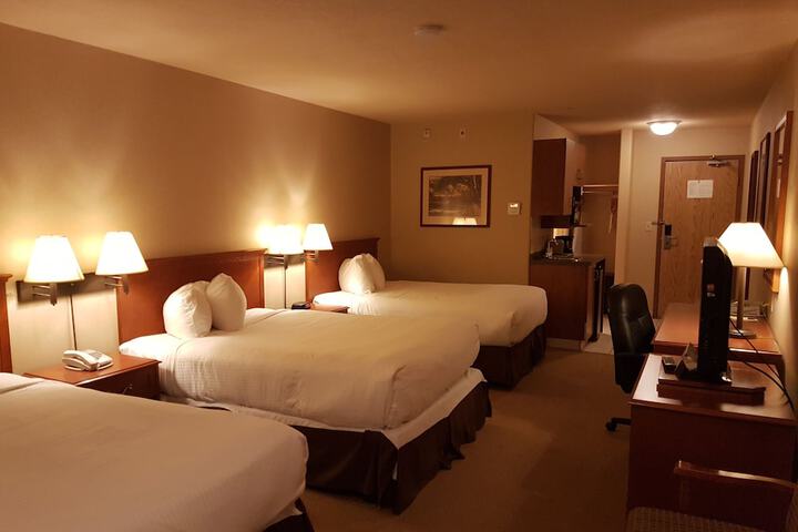Room 12 of 31