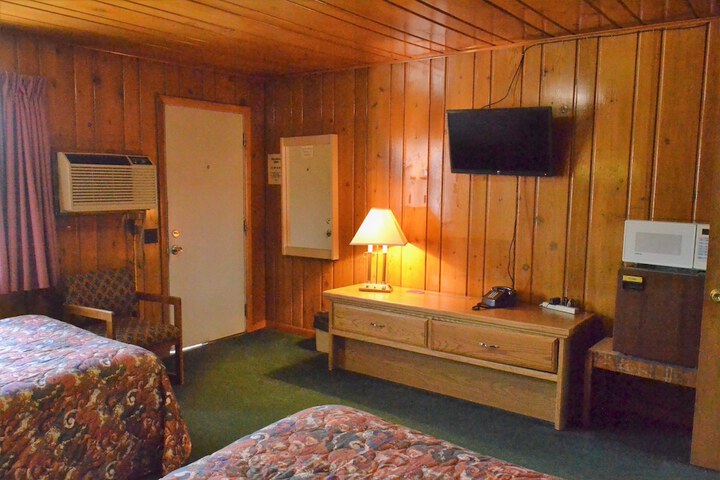 Room 46 of 81