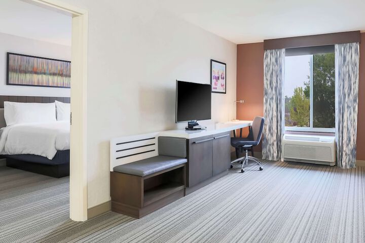 Room 15 of 53
