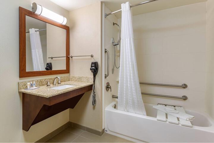 Comfort Inn Aikens Center