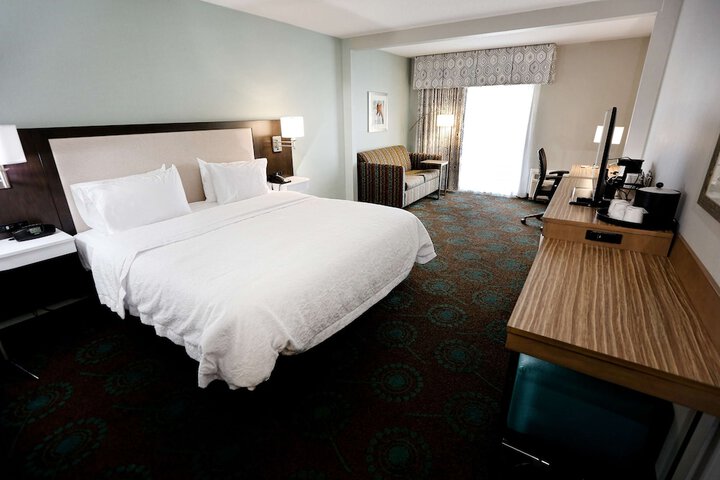 Hampton Inn & Suites Chincoteague Waterfront