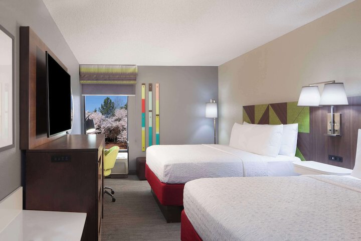 Room 14 of 24