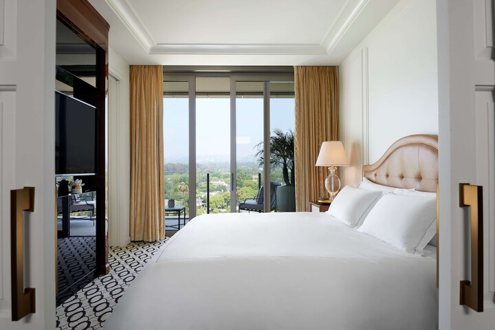 Room 50 of 132