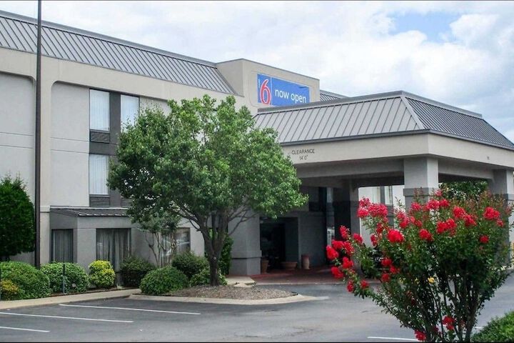 Hotel 4 of 38
