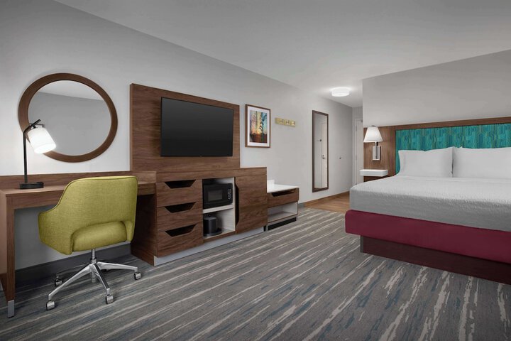 Hampton Inn Yorkville