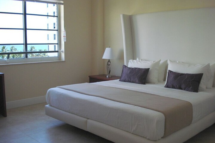 Room 55 of 128