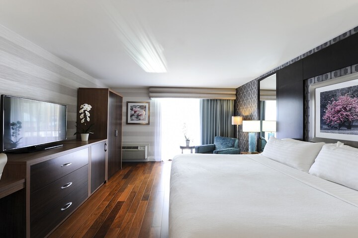 Room 22 of 53