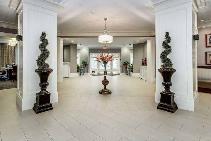 Hampton Inn & Suites Mobile- Downtown Historic District