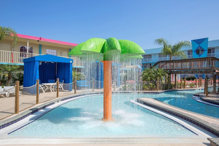Ramada by Wyndham Hotel & Water Park