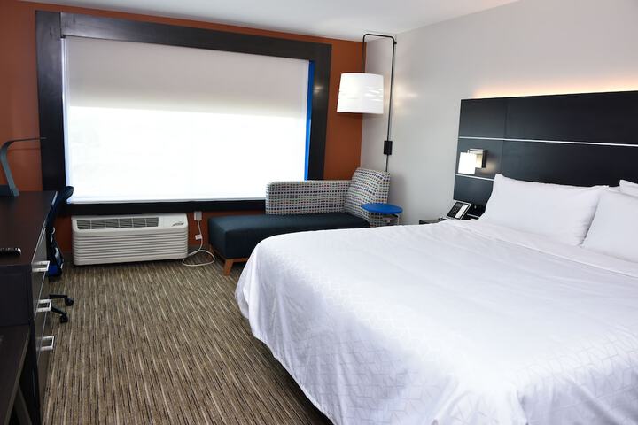 Room 7 of 23