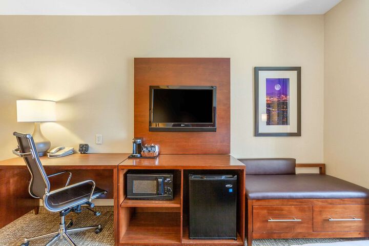 Room 35 of 43