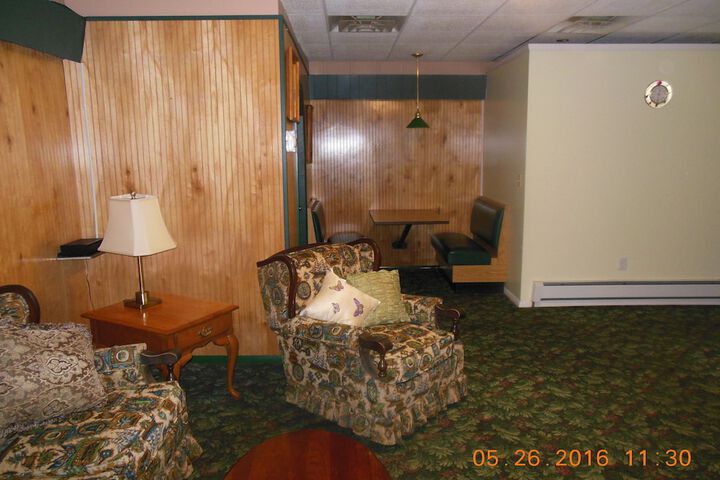 Room 89 of 98