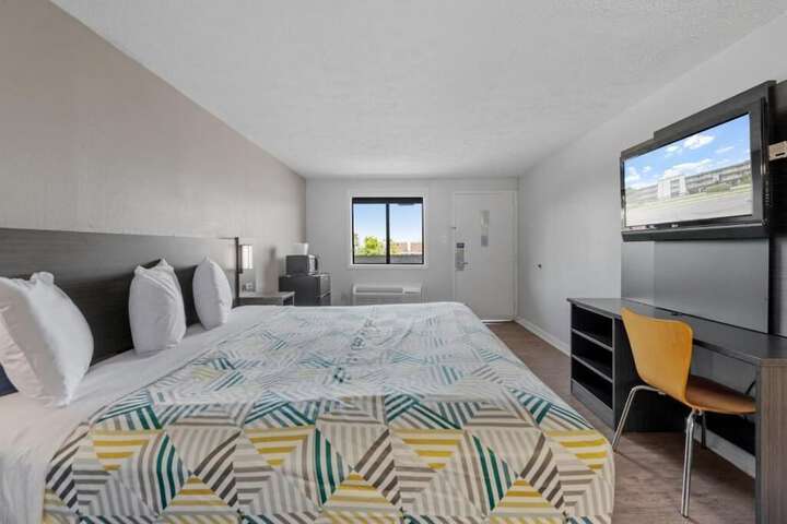 Room 18 of 35