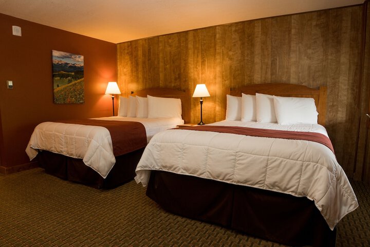 Silver Moon Inn