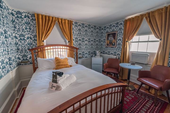Sally Webster Inn