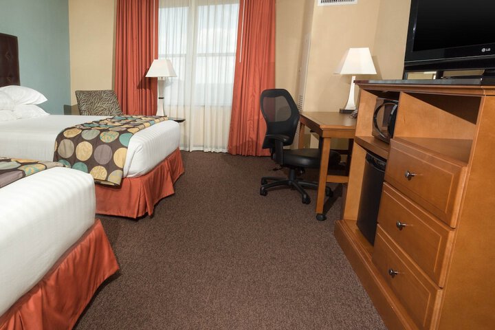 Room 11 of 48
