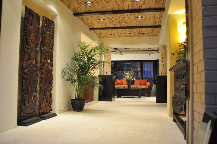 Hotel Interior 43 of 283