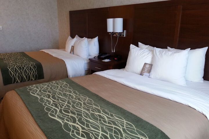 Room 12 of 32
