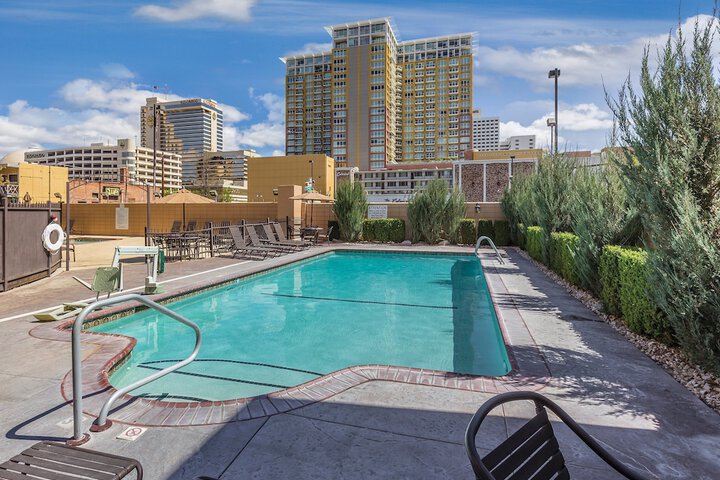 Pool 3 of 14
