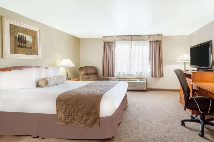 Room 14 of 23