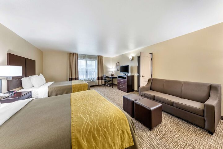 Room 13 of 38