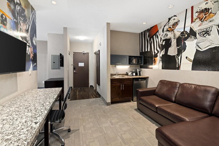 Home Inn & Suites Swift Current