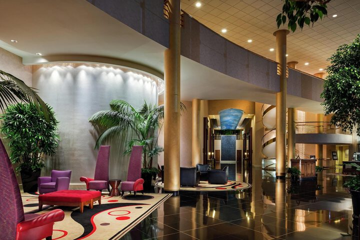 DoubleTree by Hilton Washington Dulles Airport