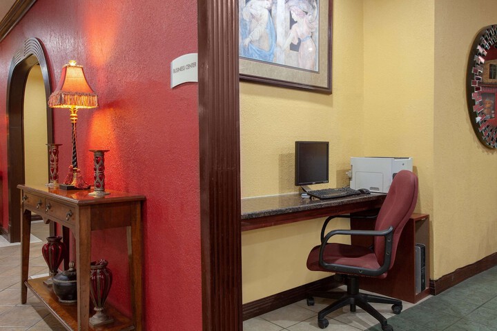 Business Center 45 of 45