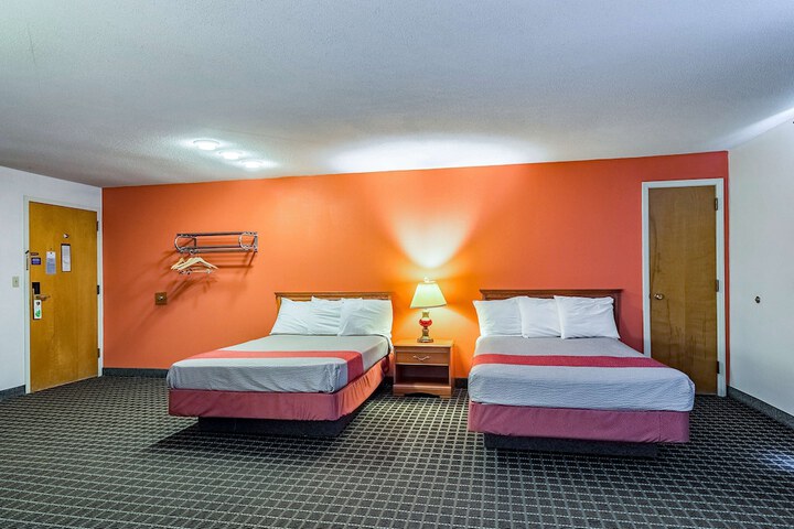 Room 19 of 44