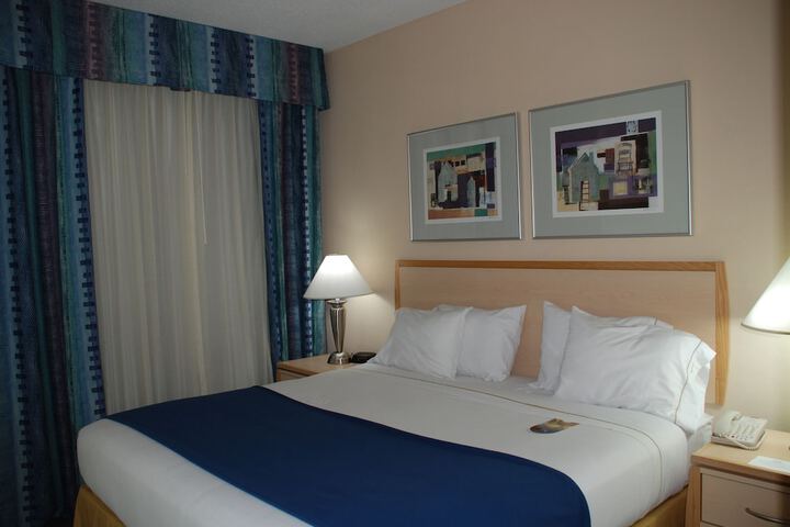 Room 39 of 65
