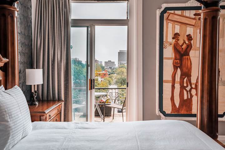 Room 20 of 64