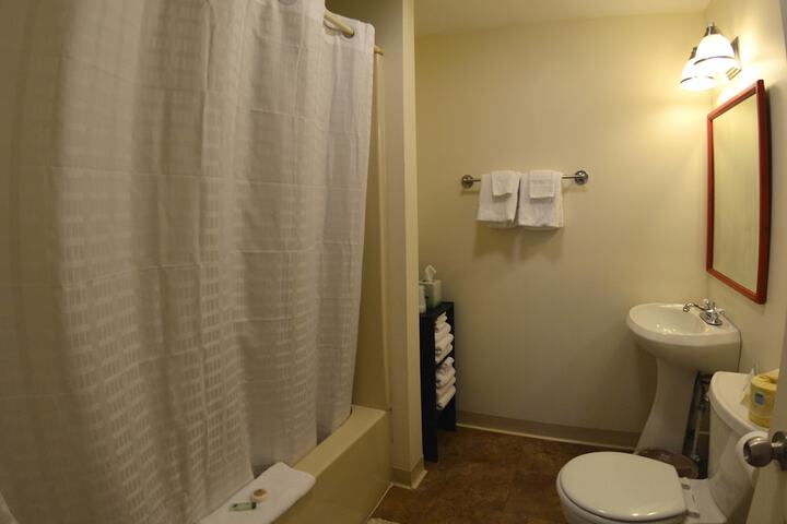 Room 26 of 38